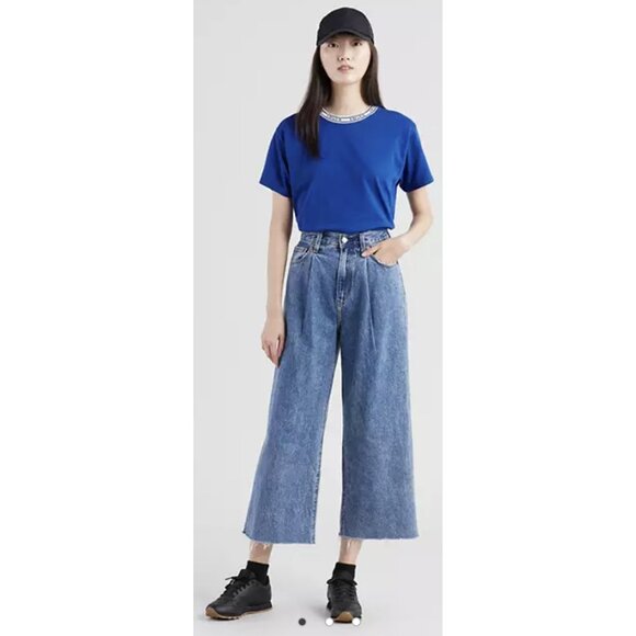 Levi's Denim - LEVI'S Ribcage Pleated Cropped Wide Leg Jeans in Now and Then Wash - Size US 24